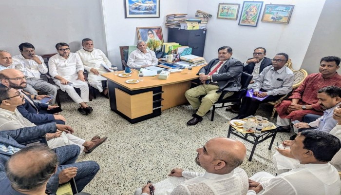 দল যাকে প্রার্থী দেবে, তার বিজয় নিশ্চিতে সবাইকে কাজ করার নির্দেশ