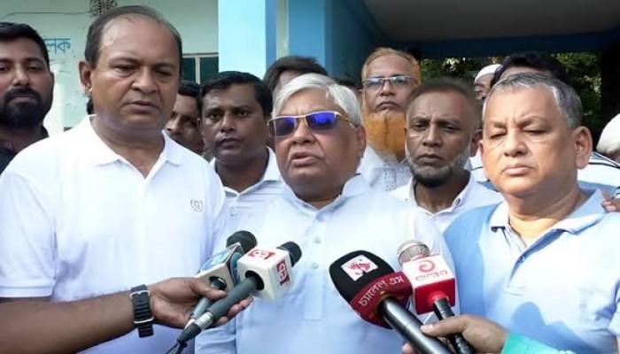 আ.লীগের আগে জামায়াত নিষিদ্ধ হওয়া উচিত : বরকত উল্লাহ বুলু