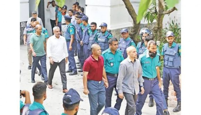 ১৫ সেনা কর্মকর্তা কারাগারে, পলাতকদের আত্মসমর্পণের নির্দেশ