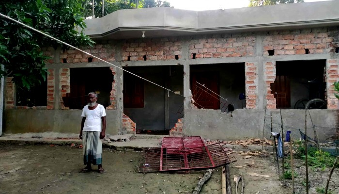 জগন্নাথপুরে প্রতিপক্ষের বাড়িতে হামলা-ভাঙচুরের অভিযোগ