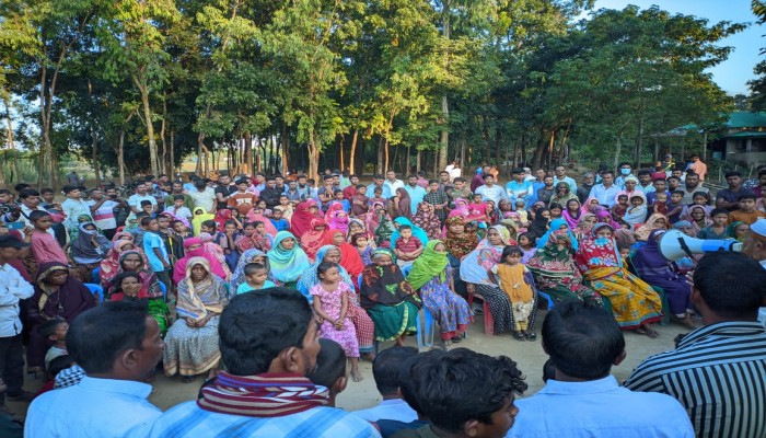 ভোট কেন্দ্রে গিয়ে ভোট দিবেন,কারো প্ররোচনায় ভুল করবেন না: আনিসুল হক