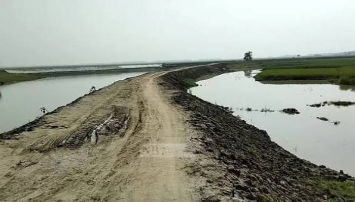 হাওরের ফসলরক্ষা বাঁধের কাজ এখনও শেষ হয়নি জরিপ
