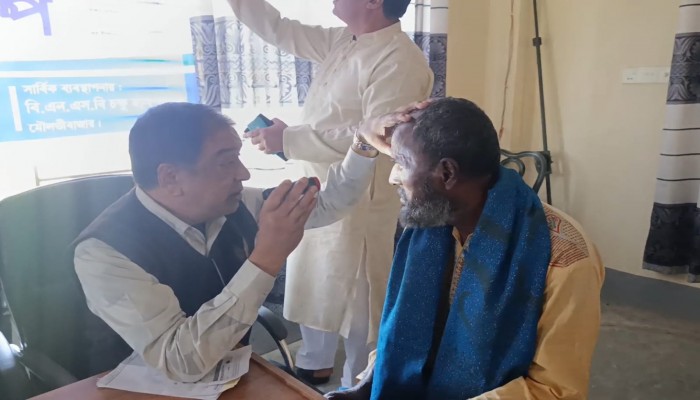 দরগাপাশা ইউনিয়নে বিনামূল্যে চক্ষু চিকিৎসা সেবা
