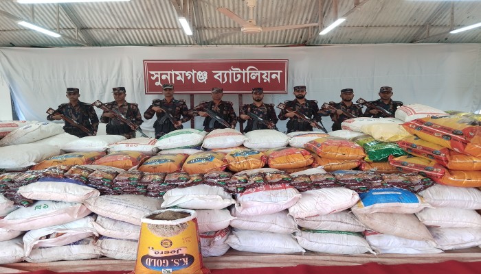 ৪০ লাখ টাকার ভারতীয় জিরা ও ফুচকা জব্দ