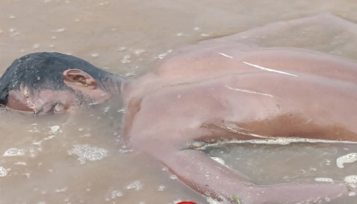 তাহিরপুরে যাদুকাটা নদী থেকে লাশ উদ্ধার