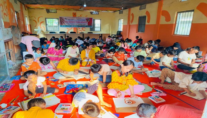 শিশু একাডেমির উদ্যোগে চিত্রাঙ্কন প্রতিযোগিতা