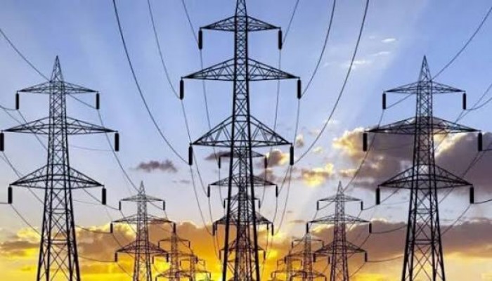 ঘন ঘন লোডশেডিং, ভোগান্তিতে মানুষ