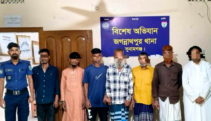 জগন্নাথপুরে পুলিশের অভিযানে গ্রেফতার ৭