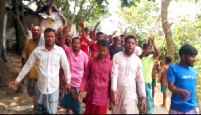 ক্ষতিগ্রস্ত কৃষকের তালিকায় অনিয়ম, ক্ষোভে ফুঁসছেন বঞ্চিতরা