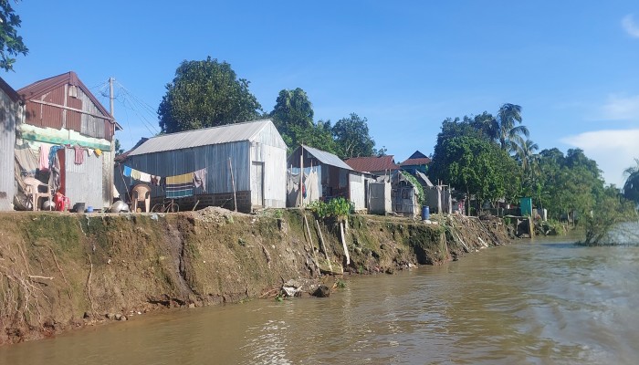 জামালগঞ্জে নদী ভাঙনের ঝুঁকিতে শতাধিক বসতভিটা