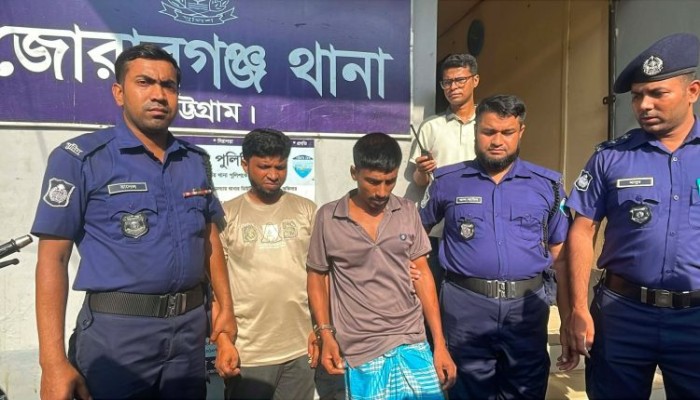 সুনামগঞ্জে পাঠানোর পথে ১৩ টন রড চুরি, গ্রেপ্তার ৩